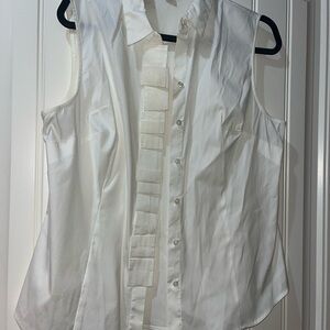 Ann Taylor Ivory Sleeveless Button Down Shirt